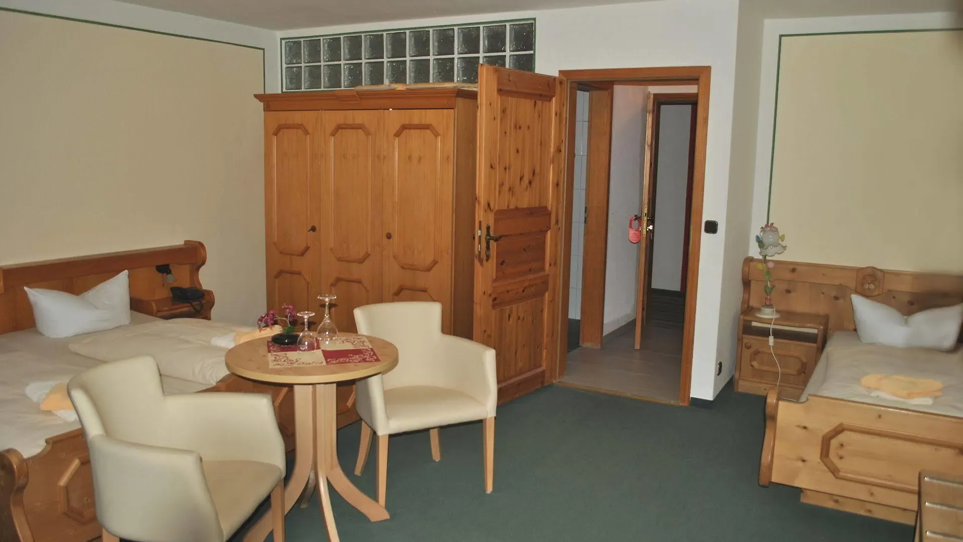 Hôtel Landgasthof Goldener Pflug à Frasdorf 3*,